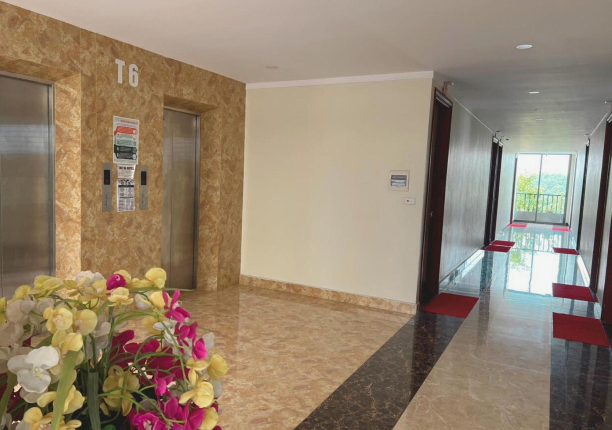 Thu Ha Hotel Uong Bi Exterior foto